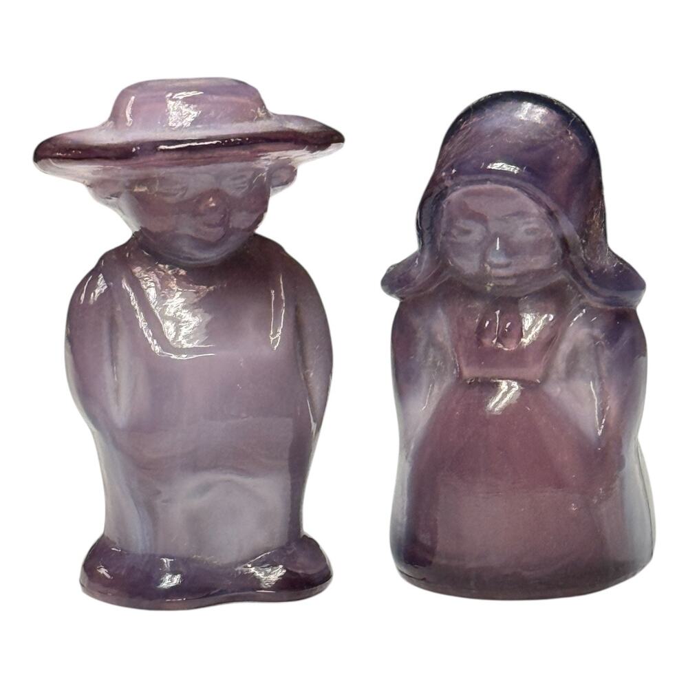 Amish Eli & Sarah Children Couple Boyd Art Glass VTG Figurine 2000 Purple Fizz